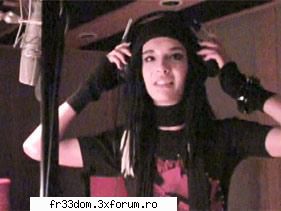 Alegeti - ok... ;) ;) ;) ;) - Bill Kaulitz