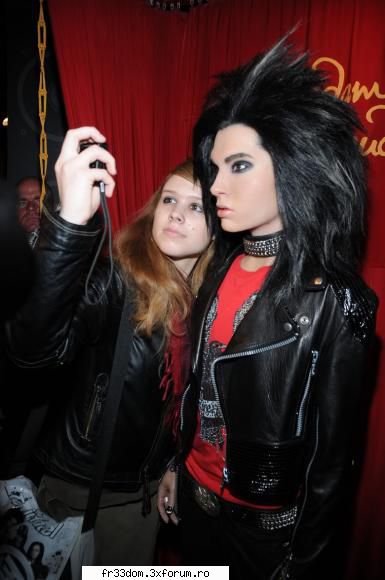 Bill la Madame Tussauds (muzeul figurilor de ceara) - ionela - Bill Kaulitz