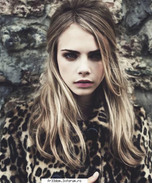Cara Delevingne - Are niste ochi geniali, si nu ma refer neaparat - Models