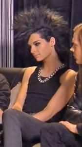 Ce credeti ca l-ar speria pe Bill? - cred ca s`ar speria daca s`ar trezi vazandu`l pe - Bill Kaulitz