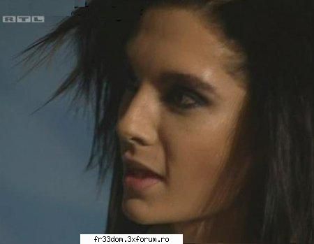 De cine va place ? - Imi place de Bill Si la fel ca Ionela, spun si eu - Tokio hotel