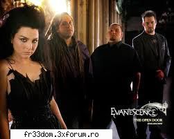 Evanescence - M-am gandit sa pun o poza cu trupa doar topicul - Music