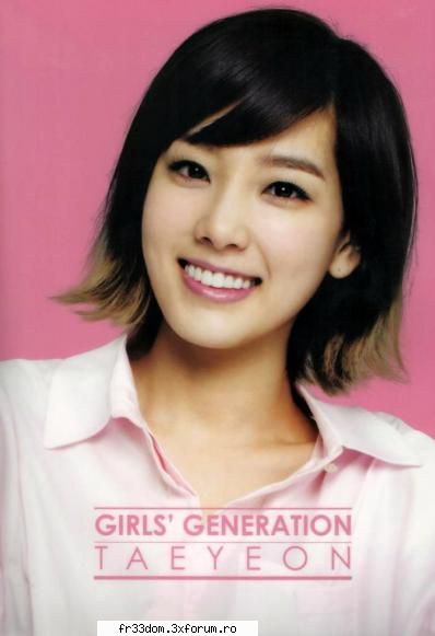 Girls' Generation. - Uite aici, cand era blonda la varfuri - Music