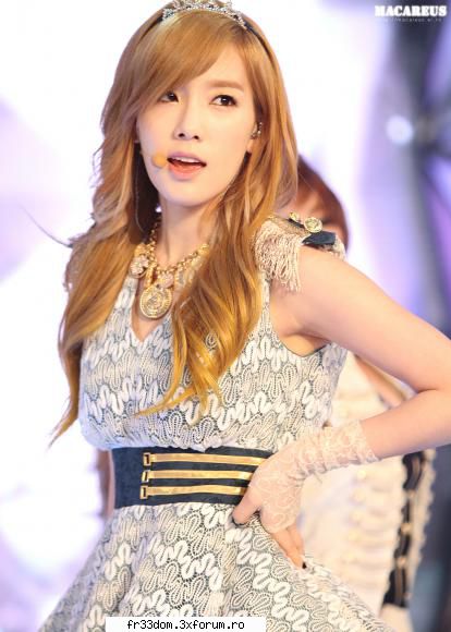 Girls' Generation. - Green. - Music