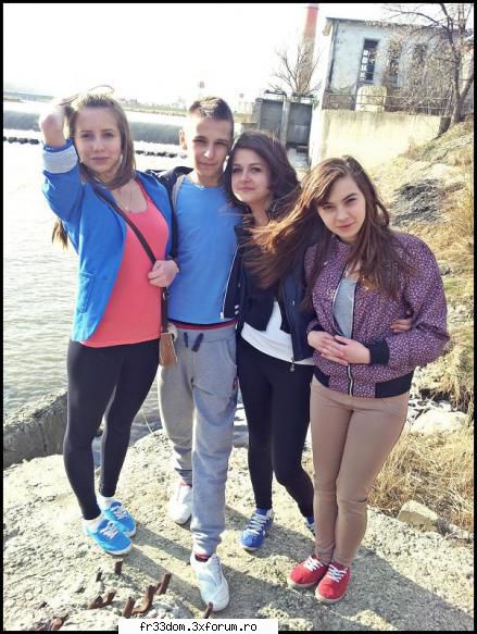 Hey! Crissa` la butoanee!:* - Copil S�rmă . - Sa facem cunostinta!