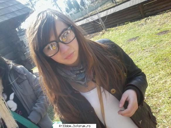 Hey! Crissa` la butoanee!:* - Copil S�rmă . - Sa facem cunostinta!