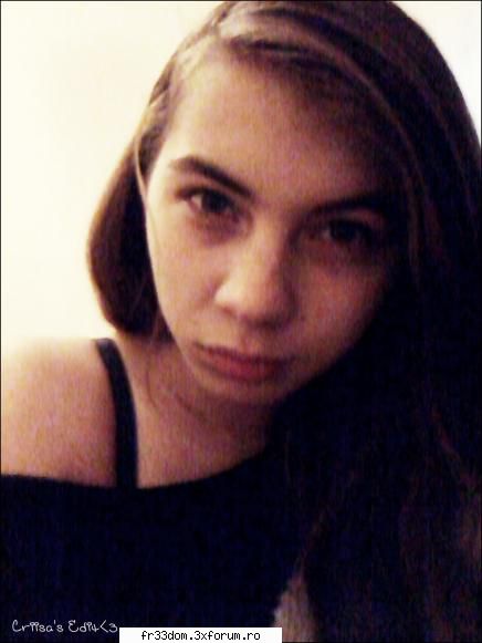 Hey! Crissa` la butoanee!:* - Păăăi . Tipul este un AMIC . Nu - Sa facem cunostinta!
