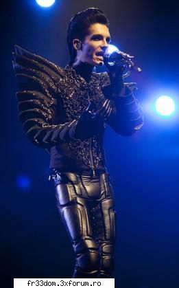 Nume de alint - Billy ....... Billutz .. Ma rog tot numele lui e` - Bill Kaulitz