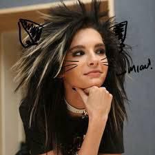 O poza - hei Cum vi se pare fotografia asta? =D E tot - Bill Kaulitz