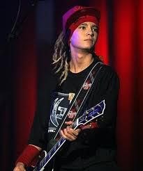 Poze cu Tom vechi - Andreea-TokioHotel - Poze