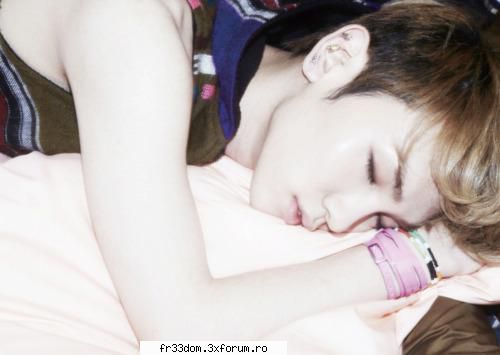SHINee - Si aici imi plac mult buzele - Music