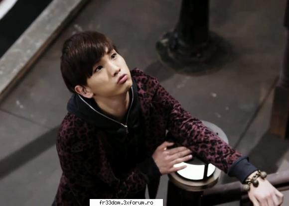 SHINee - K. - Music