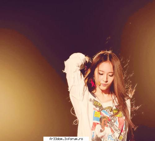 f(x) - She shines everytime - Music